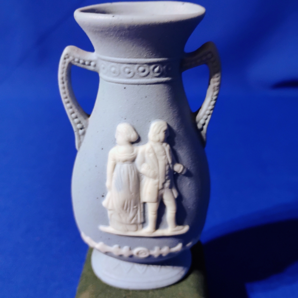 Vintage Wedgwood Inspire Mini Vase